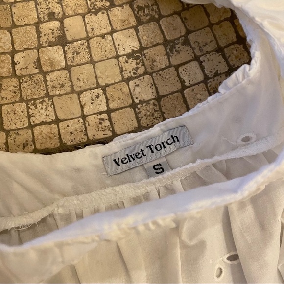 VELVET TORCH Women White Eyelet Tie Waist Summer Dress Size Small - Picture 4 of 6